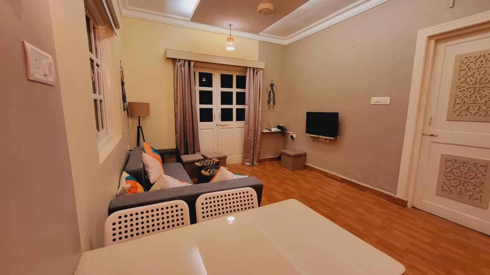 1Bhk Pool View Apartment - Candolim Resort Exterior foto
